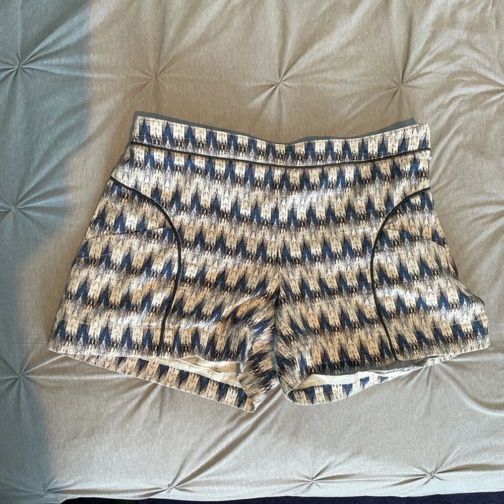 Pattern shorts